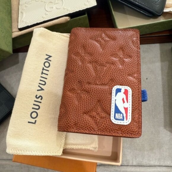 LOUIS VUITTON NBA Monogram Card Essentials - Picture 1 of 5